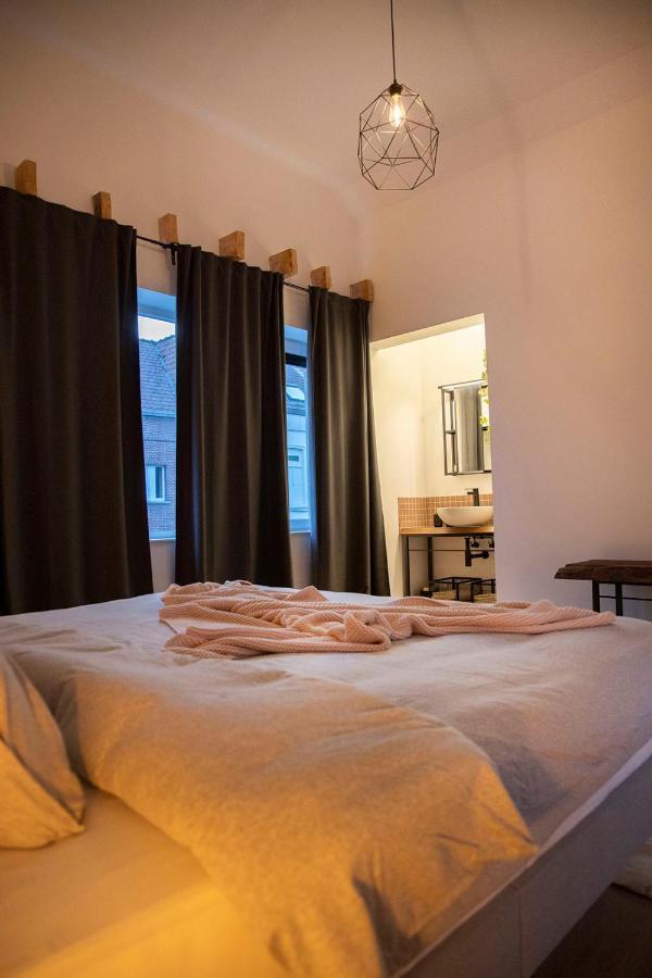 Studio73, Guesthouse Met Sauna Kortrijk Zewnętrze zdjęcie